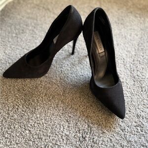 Steve Madden Black Suede Pointed Toe Ballet Flat